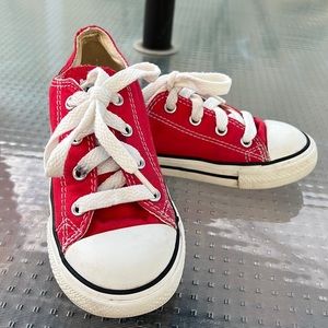 Converse All Stars - Size 9 - Red with white trim